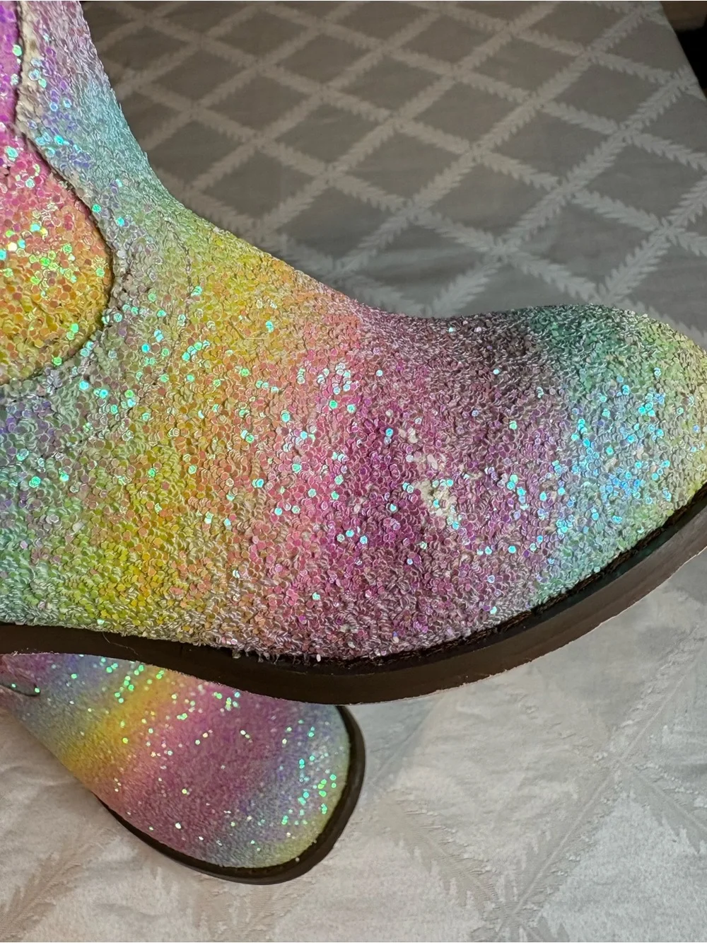 Motasha sparkly rainbow